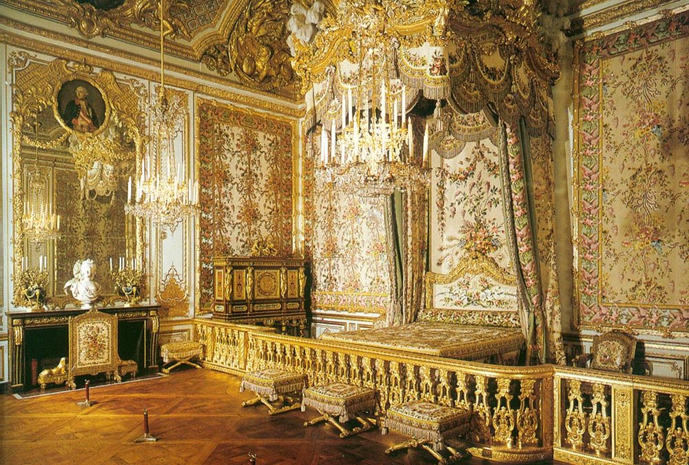 Excellent videos on Versailles